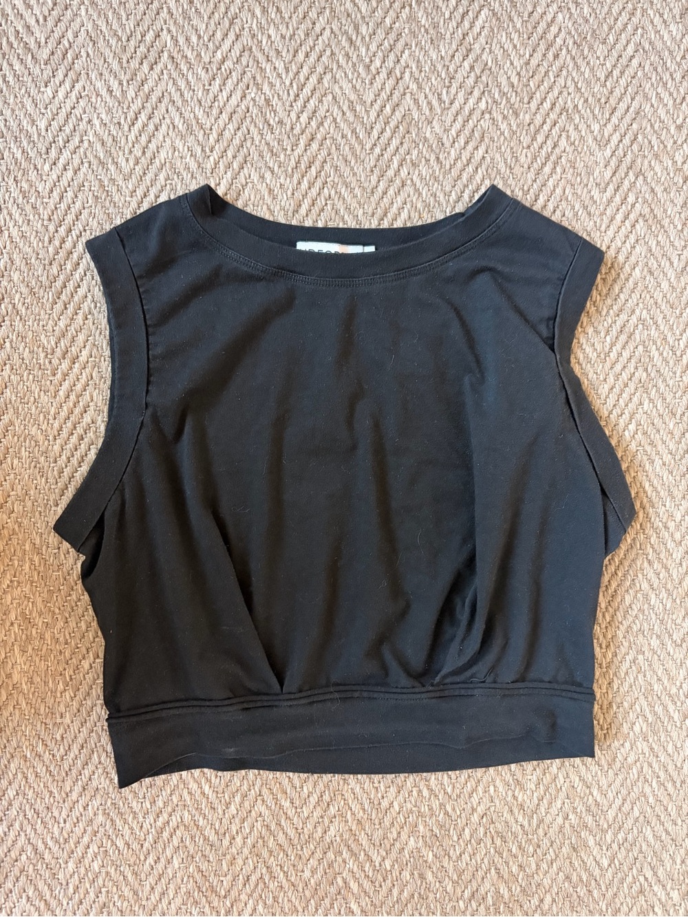 Udforsk Black Cropped Tank Size Small